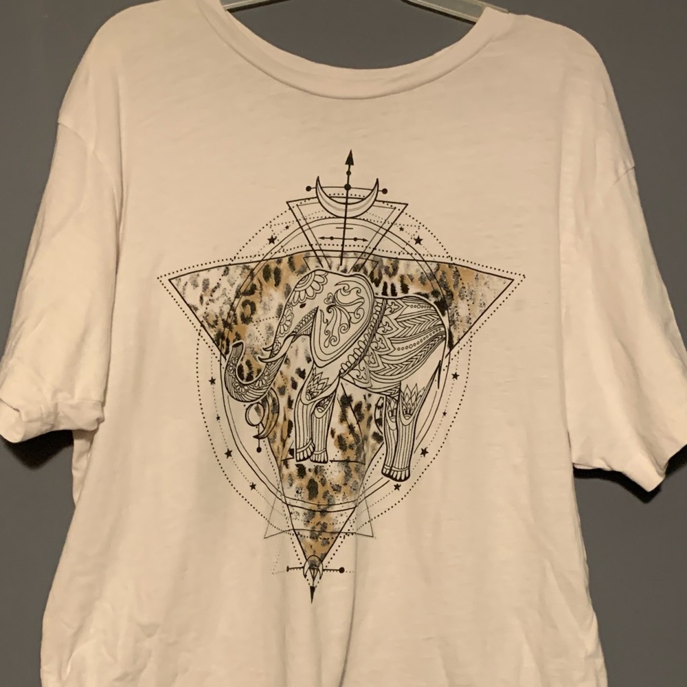 Cropped Elephant Shirt